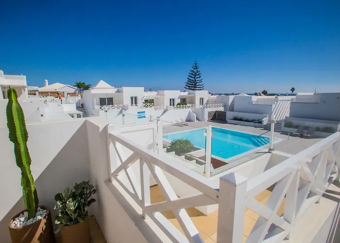 Flower Beach Suites 17